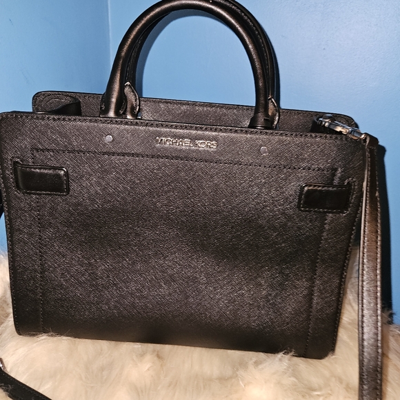 Tote - Picture 2 of 2